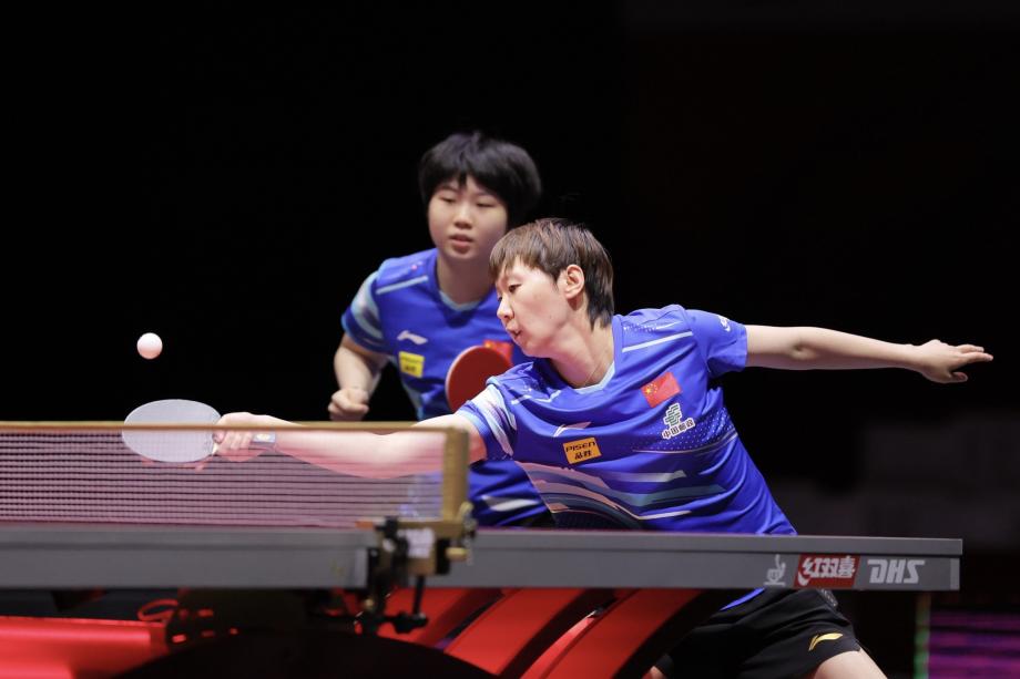 [图]王曼昱/蒯曼3-0李凯敏/江芷林 晋级世乒赛女双八强